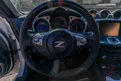 Nissan 370 Z NISMO 2014 — Coupé sportif légendaire, 56 000 km seulement — Miniatur 18
