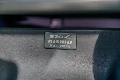 Nissan 370 Z NISMO 2014 — Coupé sportif légendaire, 56 000 km seulement — Miniatur 21