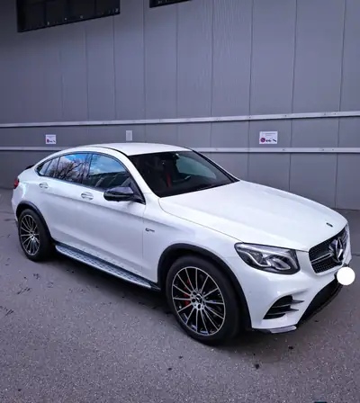 Mercedes-Benz GLC 43 AMG Coupé — Performance 367 ch, Design athlétique, Seulement 63'000 km — vista esterna