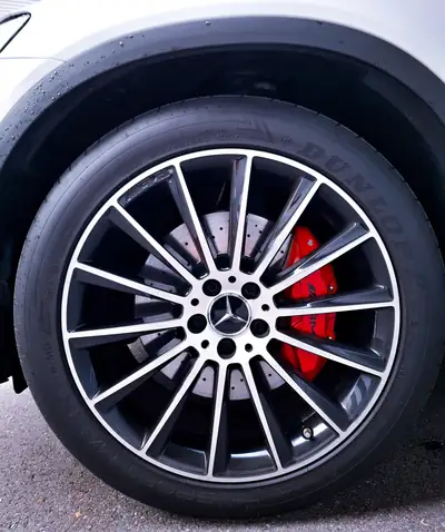 Mercedes-Benz GLC 43 AMG Coupé — Performance 367 ch, Design athlétique, Seulement 63'000 km — dettaglio