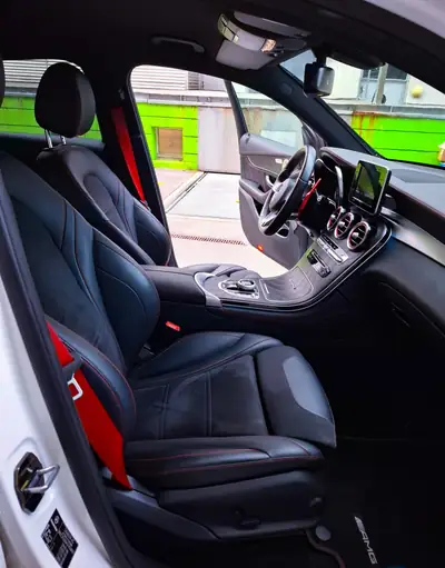 Mercedes-Benz GLC 43 AMG Coupé — Performance 367 ch, Design athlétique, Seulement 63'000 km — Miniatura 13