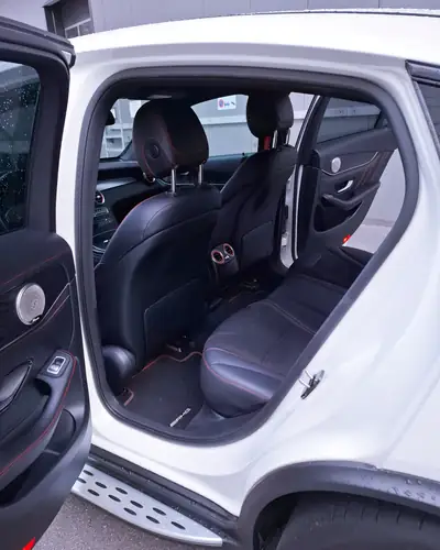 Mercedes-Benz GLC 43 AMG Coupé — Performance 367 ch, Design athlétique, Seulement 63'000 km — Miniatura 16
