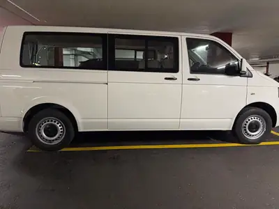 VW T5 Multivan Startline — Monospace diesel fiable, 82 000 km seulement — côté