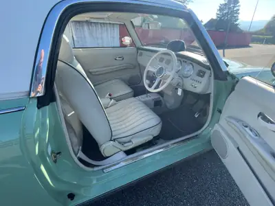 Nissan Figaro 1993 — Cabriolet rétro culte, moteur économe et sans sinistre — Detail
