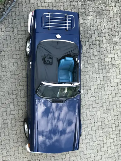 Triumph TR6 1974 — Cabriolet sportif emblématique, accès idéal au monde des oldtimers — Seitenansicht