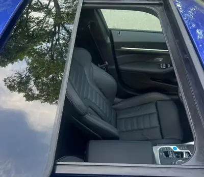 BMW i4 M50 M Sport Pro — Performance électrique 544 ch, très faible kilométrage — Miniature 8