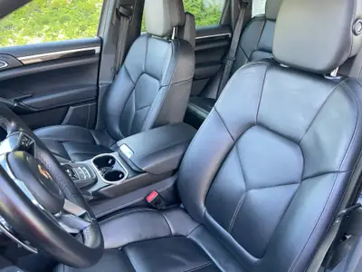 Porsche Cayenne Diesel — SUV premium 262 ch, transmission automatique, sans sinistre — Thumbnail 9