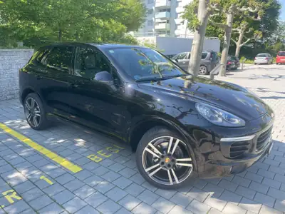 Porsche Cayenne Diesel — SUV premium 262 ch, transmission automatique, sans sinistre — Thumbnail 10