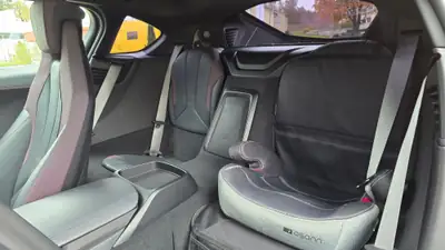 BMW i8 Coupé Protonic Red Edition — Hybride rechargeable haute performance, 32 000 km — Miniatura 14
