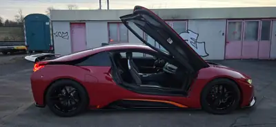 BMW i8 Coupé Protonic Red Edition — Hybride rechargeable haute performance, 32 000 km — Miniatura 18