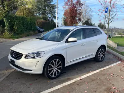 Volvo XC60 T6 AWD — SUV premium 306 ch, transmission intégrale, entretien optimal — fianco