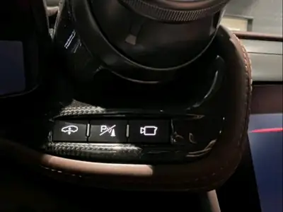 Ferrari GTC 4 Lusso 2017 — Grand Tourisme élégant, entretien Ferrari certifié — Miniature 16