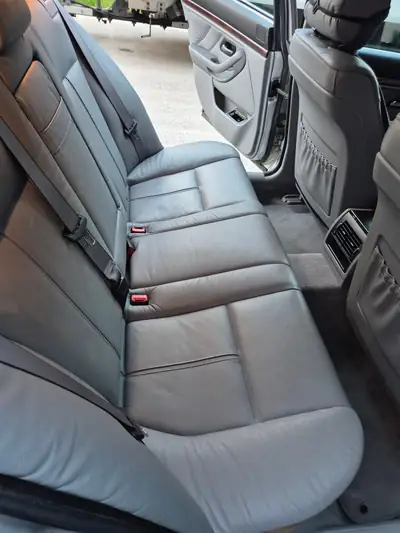 BMW 528i — Berline de prestige, moteur 2.8L, transmission automatique — Miniatur 7
