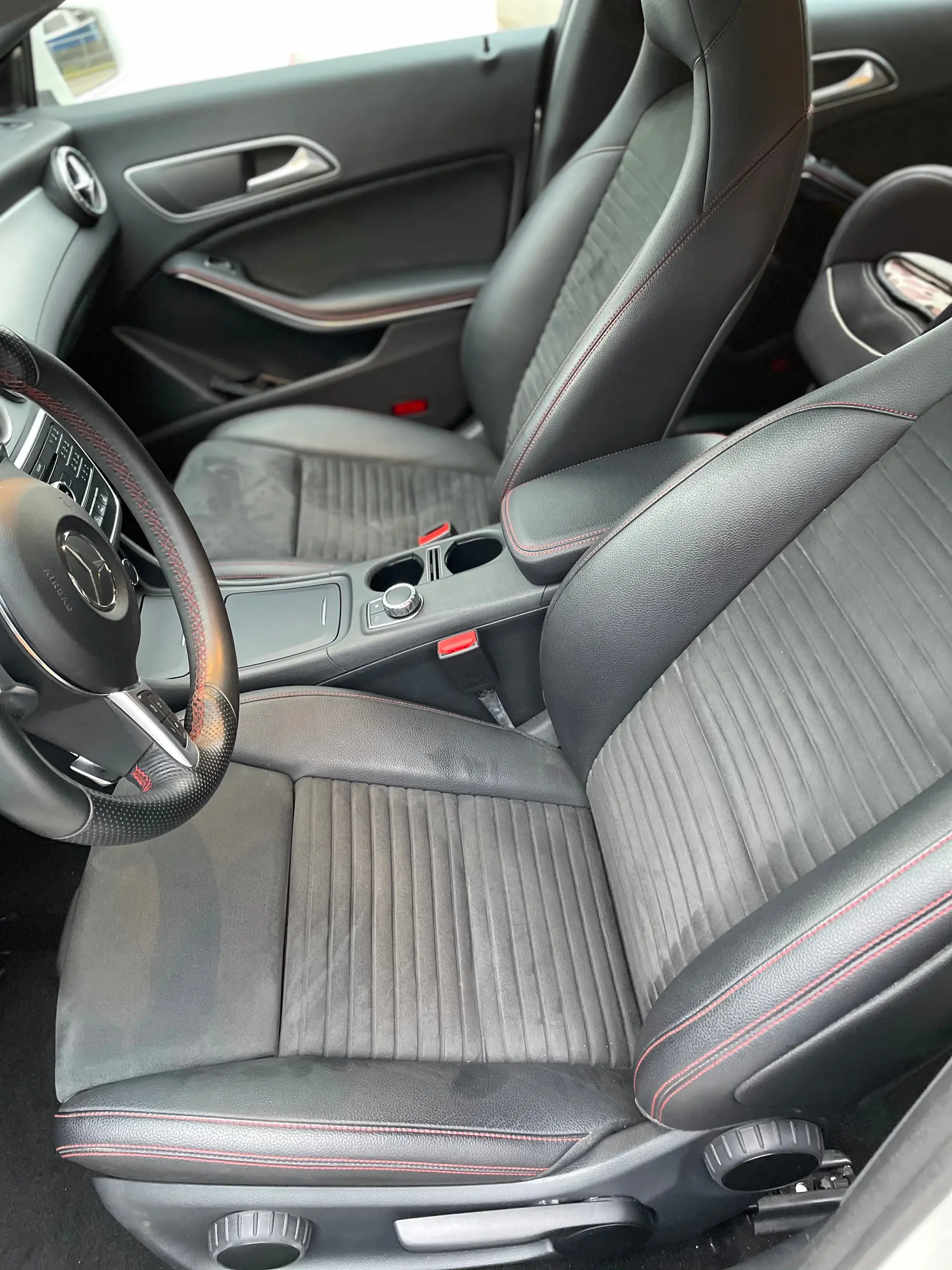 Mercedes-Benz Cla 200 2016 occasion Yvonand — 5