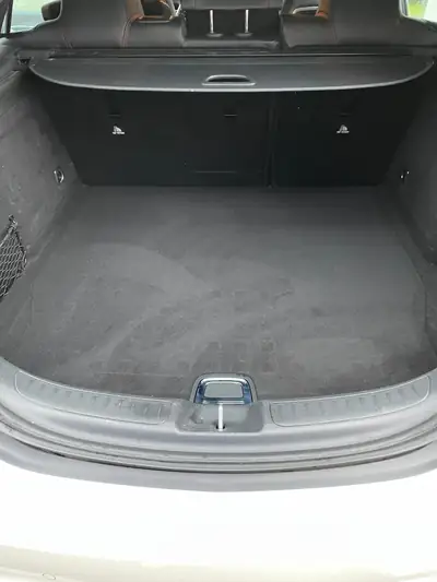 Mercedes-Benz CLA 200 Shooting Brake — Élégance break diesel 4Matic, 200'000 km — detail