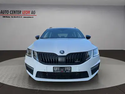 Skoda Octavia Combi RS 230 TSI — Berline familiale sportive, 107 000 km seulement — exterior view