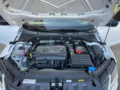 Skoda Octavia Combi RS 230 TSI — Berline familiale sportive, 107 000 km seulement — Thumbnail 20