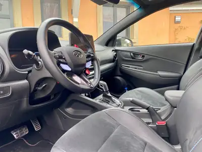 Hyundai Kona 2.0 T-GDi N DCT — Performance turbo et design affûté, 11'000 km seulement — Armaturenbrett