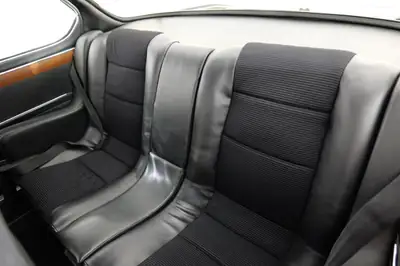 BMW 3.0 CSL (E9) 1973 — Coupé légendaire restauré, 200 ch d'authenticité — détail