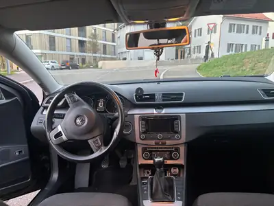 VW Passat Variant 1.8 TSI Comfortline — Break spacieux, moteur dynamique, parfait état — détail