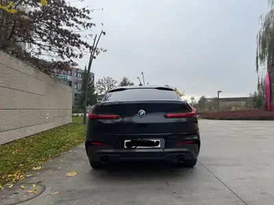 BMW X4 xDrive 30d M Sport — SUV coupé premium, 286 ch et consommation maîtrisée — interni