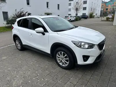 Mazda CX-5 2.2 D Revolution AWD — SUV diesel robuste, 156'000 km, traction intégrale — side view