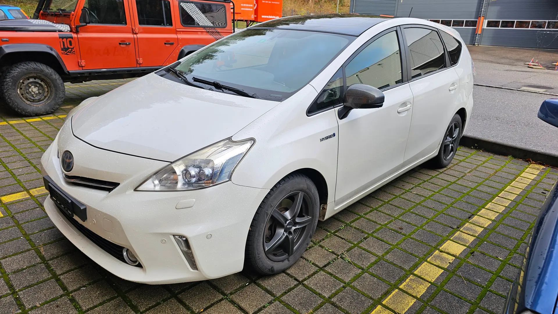 Toyota Prius+ 1.8 VVT-i HSD — Monospace hybride spacieux, entretien récent