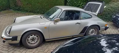 Porsche 911 1983 — Légende des années 80, cuir intégral et vernis d'origine — Miniatura 23