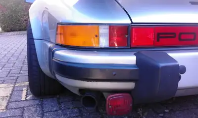 Porsche 911 1983 — Légende des années 80, cuir intégral et vernis d'origine — Miniatura 29