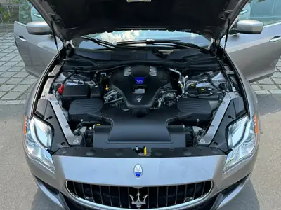 Maserati Quattroporte 3.0 V6 S Q4 GranLusso — Berline italienne prestige, 85'000 km seulement — dashboard
