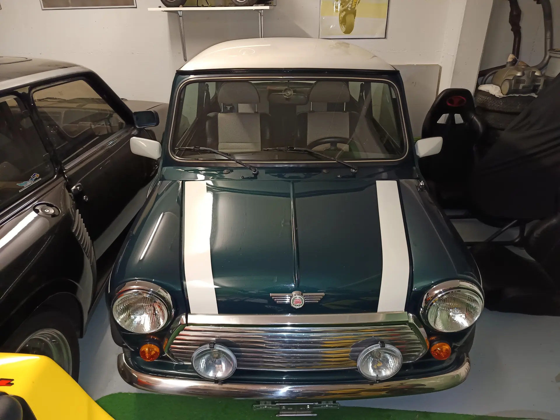 MINI Cooper 1.3i 1996 — Icône britannique, entretien léger, parfait collector — Außenansicht