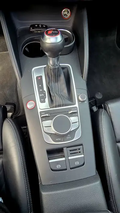 Audi RS3 Sportback 2.5 TSI — Performance quattro, moteur sans filtre à particules — Thumbnail 13