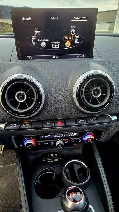 Audi RS3 Sportback 2.5 TSI — Performance quattro, moteur sans filtre à particules — Thumbnail 14