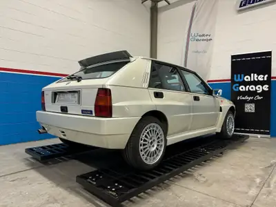 Lancia Delta HF Integrale Evo 4V — Légende des années 90, 212 ch et traction intégrale — intérieur