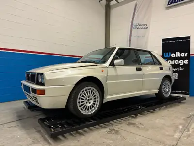 Lancia Delta HF Integrale Evo 4V — Légende des années 90, 212 ch et traction intégrale — Miniature 8