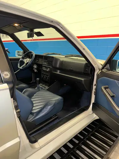 Lancia Delta HF Integrale Evo 4V — Légende des années 90, 212 ch et traction intégrale — Miniature 13