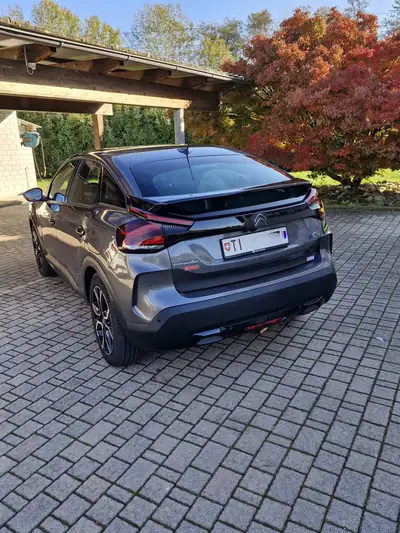 Citroën C4 Electric Swiss Edition 2022 — Berline électrique premium, 136 ch et seulement 19 000 km — intérieur