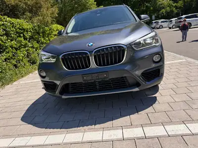 BMW X1 xDrive18d Sport Line — SUV compact diesel performant, entretien premium — Detail