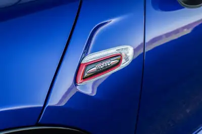 MINI Cabrio Cooper JCW — Cabriolet sportif 231 ch, garantie 24 mois — Thumbnail 11