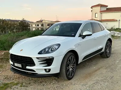 Porsche Macan S Diesel PDK — SUV sportif 258 ch, kilométrage modéré — vue extérieure