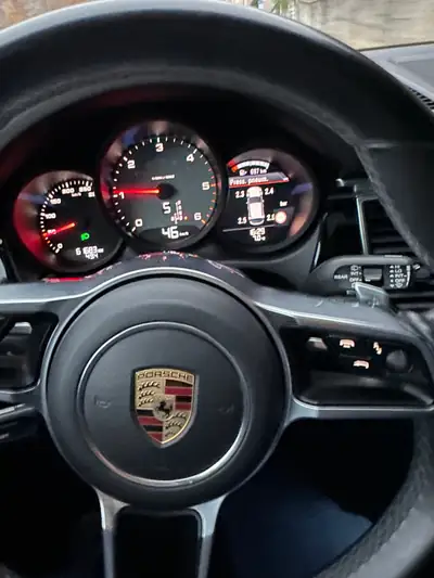 Porsche Macan S Diesel PDK — SUV sportif 258 ch, kilométrage modéré — intérieur