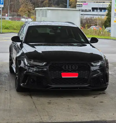 Audi RS6 Avant 4.0 TFSI V8 — Berline sport haute performance, 83 000 km — exterior view