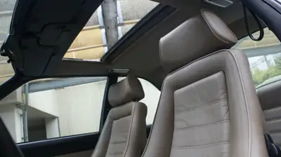BMW 635 CSI — Coupé sportif années 80, 218 ch et seulement 114'000 km — dettaglio