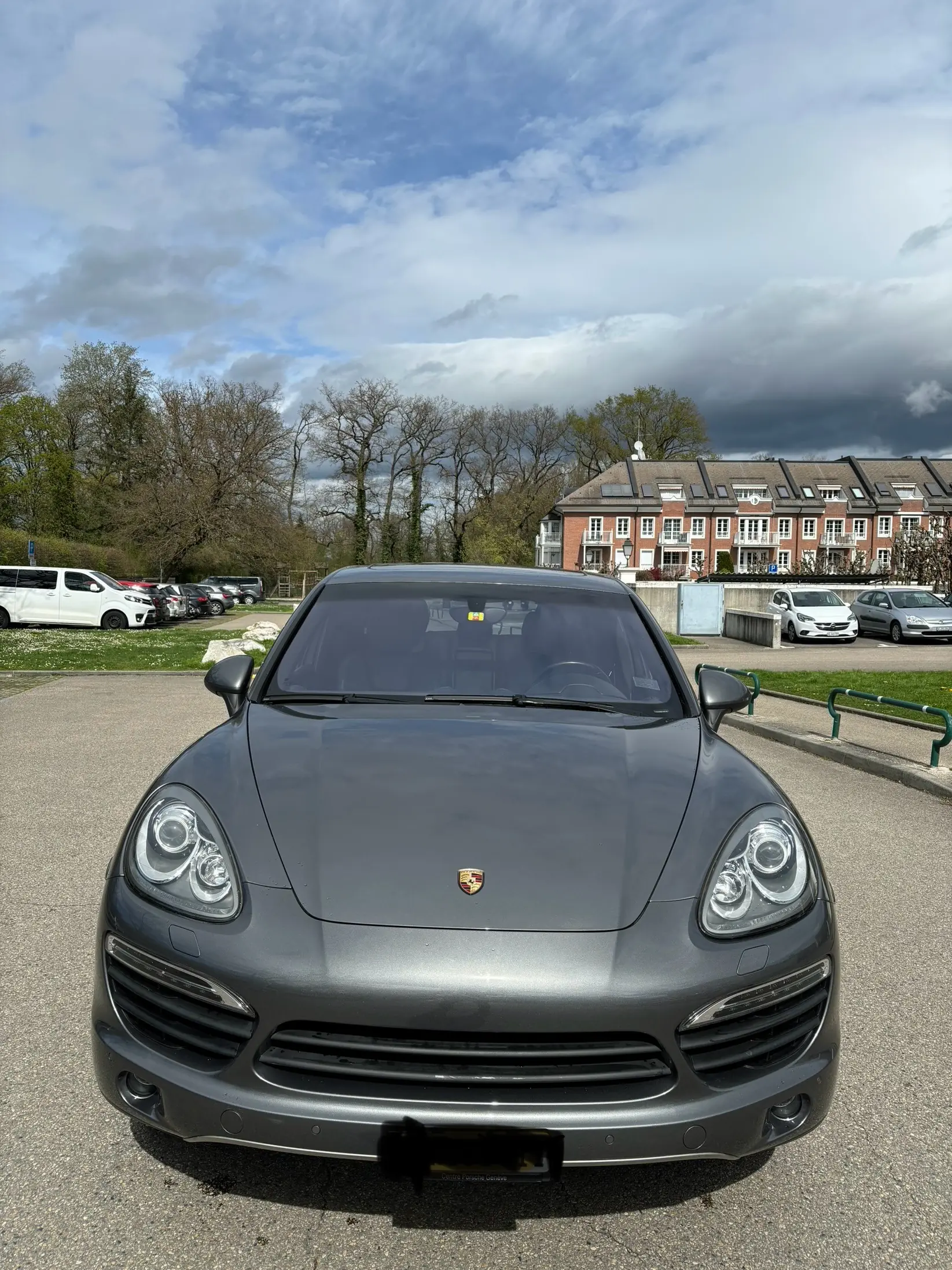 Porsche Cayenne 3.0 V6 S Hybrid — SUV de prestige, motorisation écologique et puissante — Außenansicht