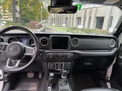 Jeep Wrangler 2.0 PHEV Unlimited — Hybride rechargeable, 46'000 km, édition 80 ans — Miniatur 9