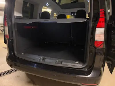 VW Caddy 2.0 TDI Liberty DSG — Utilitaire familial diesel efficace, 63'000 km — Thumbnail 8