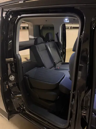 VW Caddy 2.0 TDI Liberty DSG — Utilitaire familial diesel efficace, 63'000 km — Thumbnail 10