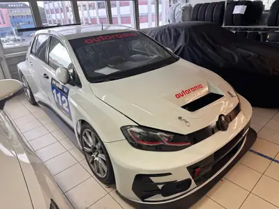 VW Golf TCR Rennwagen — Bolide compact 350 ch, seulement 7500 km — Seitenansicht