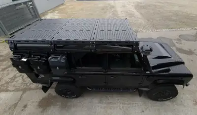Land Rover Defender 110 2.2 TD4 — L'aventurier robuste, moteur diesel fiable — Miniatura 8