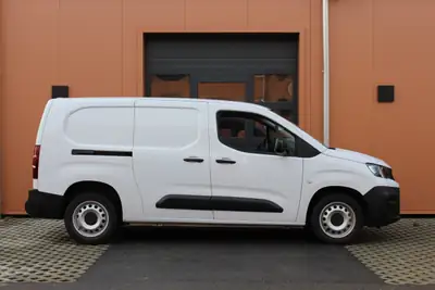 Peugeot Partner 1.5 Blue HDi Premium — Utilitaire compact 3 places, faible consommation et porte coulissante — cruscotto